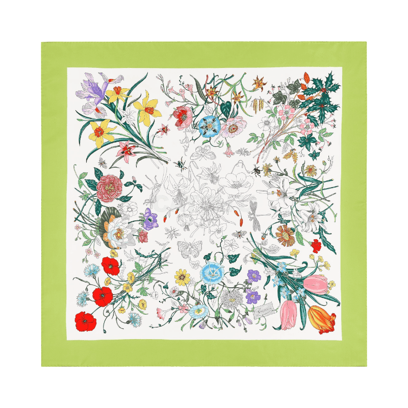 구찌 프린트 실크 까레 827340 3G001 9067